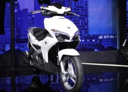 Honda Air Blade và Nouvo 2016 đối thủ xe tay ga cho nam