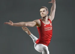 Jordan Henderson sắp thành... vũ công ballet