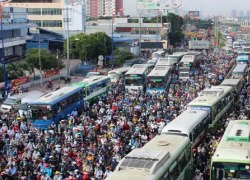 Kẹt xe kinh hoàng trên xa lộ Hà Nội