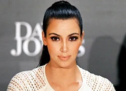 Kim Kardashian đổ bệnh trước khi sinh 3 tuần