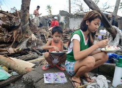 Melor vừa gây hỗn loạn, Philippines căng mình chờ bão mới