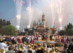 Mỹ cấm cửa một gia đình Hồi giáo đến Disneyland