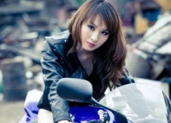 Mỹ nữ yêu kiều thả dáng bên &#8220;ngựa chiến&#8221; Yamaha YZF-R6