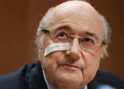 Ông Sepp Blatter bị buộc rời căn hộ được FIFA cấp