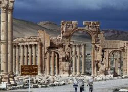 Quân đội Syria bắt đầu tấn công thành cổ Palmyra