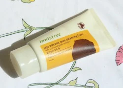 Review sữa rửa mặt Jeju Volcanic Pore Cleansing Foam