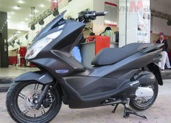 "Soi" Honda PCX 2016 vừa về đến đại lý tại Hà Nội