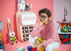 Vicky Nhung lột bỏ hình tượng tomboy trong MV mới