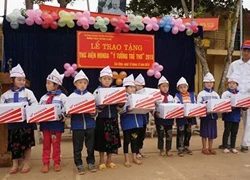 &#8220;Ý tưởng Trẻ thơ&#8221; đóng góp hơn 2 tỷ đồng cho khuyến học