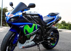 Yamaha R1 độ dàn áo phong cách xe đua của Lorenzo