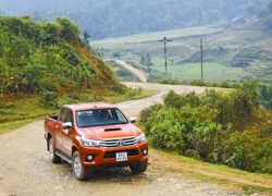 Ấn tượng Toyota Hilux 2016