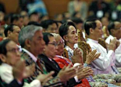 Bà Aung San Suu Kyi hoãn ý định làm tổng thống Myanmar