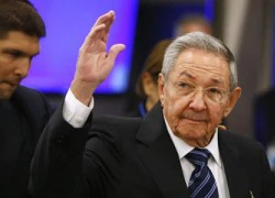 Chủ tịch Cuba Raul Castro lần đầu tiên thăm Pháp