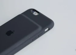 Cổ phiếu Apple giảm mạnh vì case iPhone xấu xí