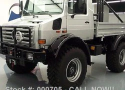 &#8216;Kẻ hủy diệt&#8217; bán xe tải khủng Mercedes Unimog giá 7,8 tỷ