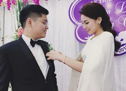 Kỳ Duyên chỉnh áo cho anh trai trong ngày anh lấy vợ