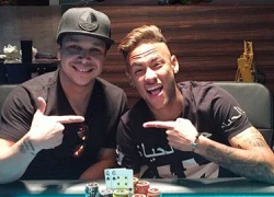 Neymar mời cao thủ đến nhà luyện poker