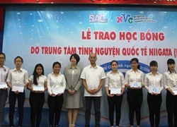 TPHCM: Trao 52 suất học bổng cho sinh viên có hoàn cảnh khó khăn