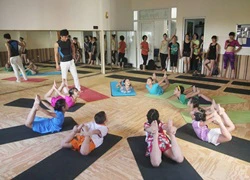 Vui nhộn như yoga trẻ em