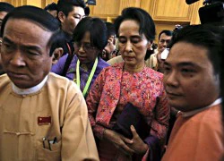 Bà Aung San Suu Kyi bị dọa ám sát