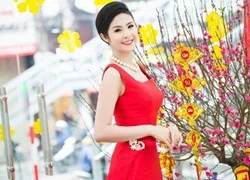 Đầu năm, nghe hoa hậu bàn chuyện xã hội