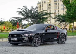 Ford Mustang GT độ gói phụ kiện hàng hiệu ở Sài Gòn