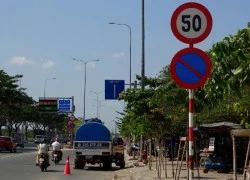 Hà Nội vẫn chưa rà soát xong biển báo dưới 50km/h