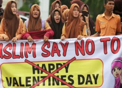 Indonesia cấm Valentine, giới trẻ xuống đường hưởng ứng