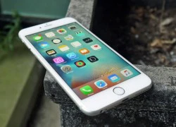 iPhone 6S chính hãng giảm giá hàng triệu đồng đầu năm