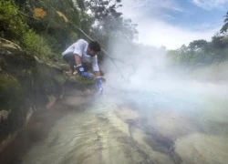 "Khai quật" dòng sông có thể luộc chín bất kỳ sinh vật nào