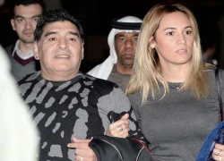 Maradona da mặt căng bóng mịn màng