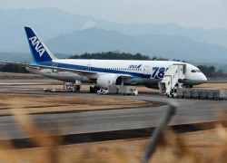 Máy bay Boeing 787 Nhật đáp khẩn cấp ở Malaysia vì trục trặc động cơ