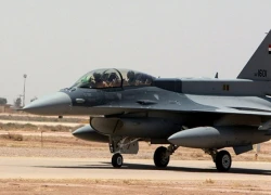 Mỹ chuyển giao lô chiến đấu cơ F-16 mới cho Iraq