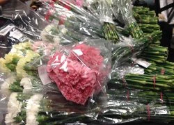 Người vợ cười sướng đến nhập viện vì được chồng tặng hoa Valentine