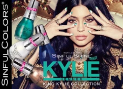 Sau set son môi 'đại thắng', Kylie Jenner tung tiếp dòng sơn móng tay