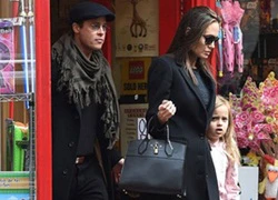 Bắt gặp Angelina Jolie &#8211; Brad Pitt cùng 2 con gái đi mua sắm ở London