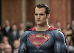 &#8216;Batman v Superman&#8217; không có đối thủ tại phòng vé