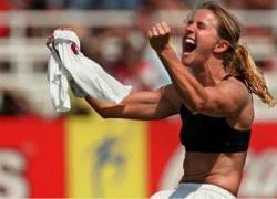 Brandi Chastain quyết định hiến tặng não cho nền y học