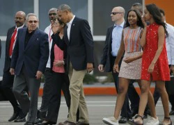 Chủ tịch Raul Castro ra sân bay tiễn Tổng thống Obama rời Cuba