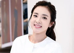 Dara (2NE1) khoe vẻ đẹp tinh khôi như thiếu nữ đôi mươi