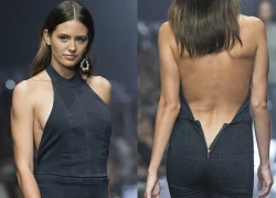 Hoa hậu Hoàn vũ Australia 2010 bị tụt khóa quần khi catwalk