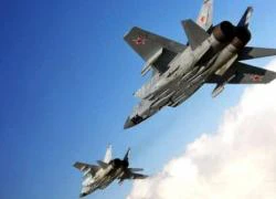 MiG-31BM Nga phóng tên lửa không đối không hạ mục tiêu