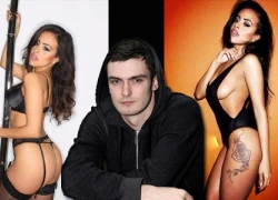 Người mẫu Playboy tố bị Adam Johnson quấy rối tình dục