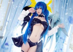 Những bộ cosplay nửa kín nửa hở gây &#8216;nhức mắt&#8217;