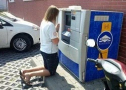 Những hình ảnh &#8220;khó gặp&#8221; tại cây ATM