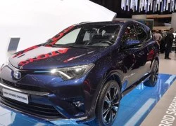 Toyota RAV4 Hybrid Sapphire concept 'toả sáng' tại triển lãm Geneva