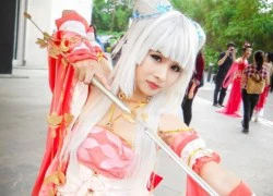 Tự may đồ Cosplay, nữ game thủ khiến các Fanboy ngã ngửa