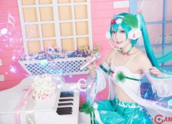 Vẻ đẹp thiên thần của nữ ca sĩ Hatsune Miku