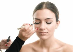 5 lời khuyên kẻ eyeliner của chuyên gia trang điểm