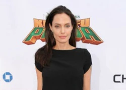 Angelina Jolie muốn chuyển đến Anh định cư